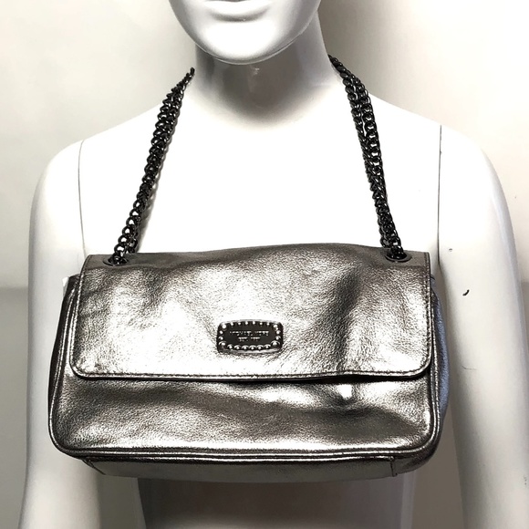 Michael Kors Jet Set Silver Shoulder Bag NWT 228 - Picture 2 of 8